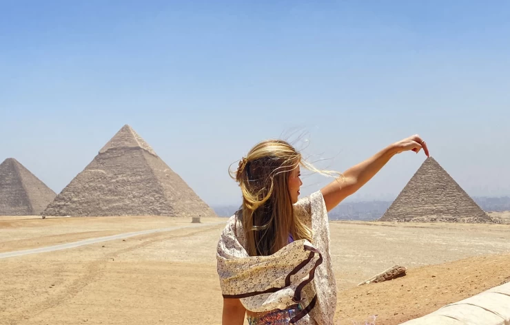 Day Tour to Pyramids| Camel Ride| Museum| Citadel| Coptic Cairo| Khan El-Kalili| from The Airport