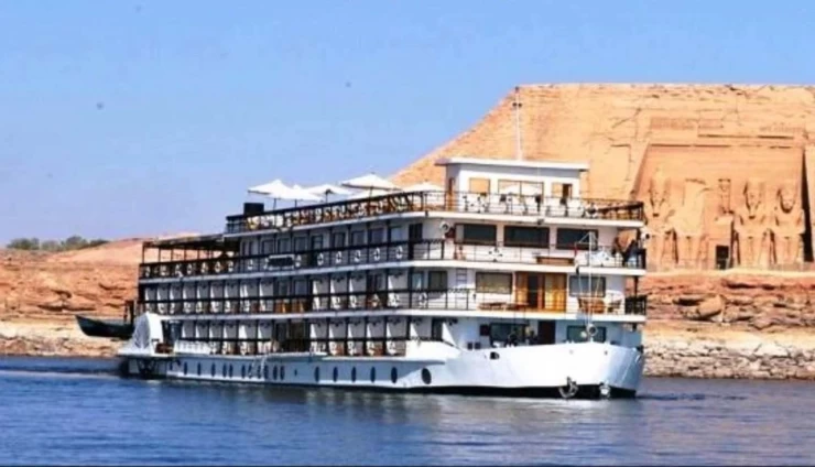 4 Days Nile Adventurer Cruise Ship from Aswan