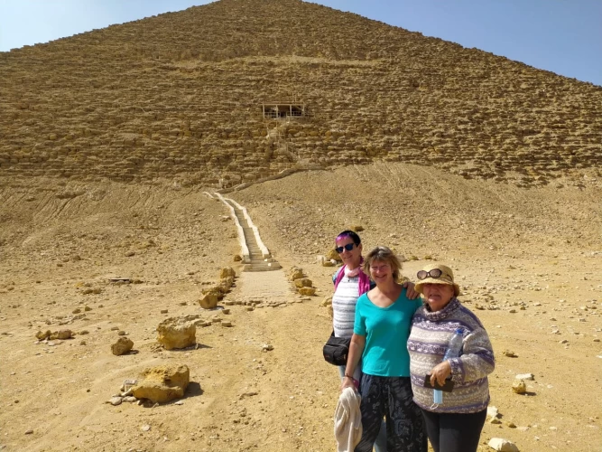 Ganztägiger Besuch der Pyramiden von Gizeh, Saqqara und des islamischen Kairo