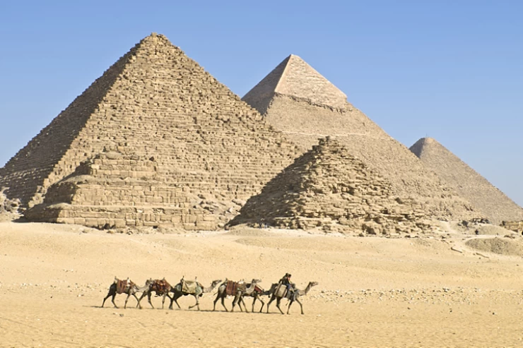 A private Giza Pyramids Saqqara and Dahshur Excursion