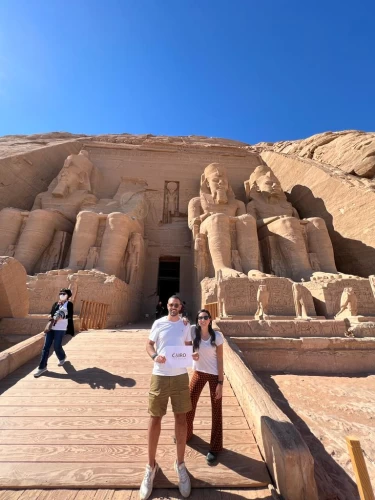 Tour di Abu Simbel da Luxor
