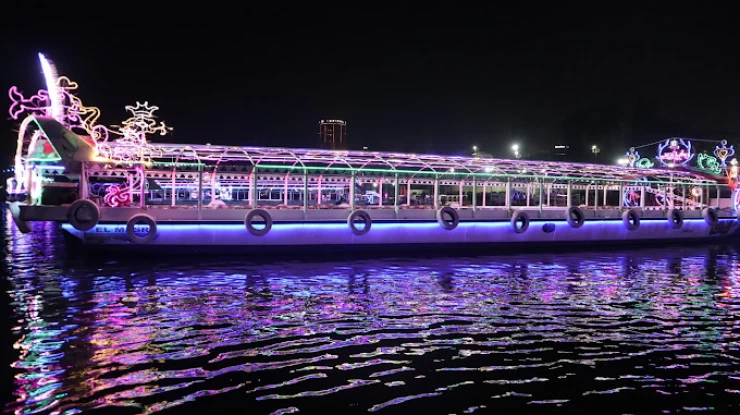 Giza Pyramids, Saqqara, and Boat Trip from Dahab 