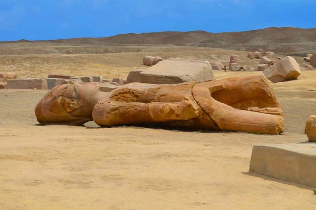 Le rovine di Tanis in Egitto