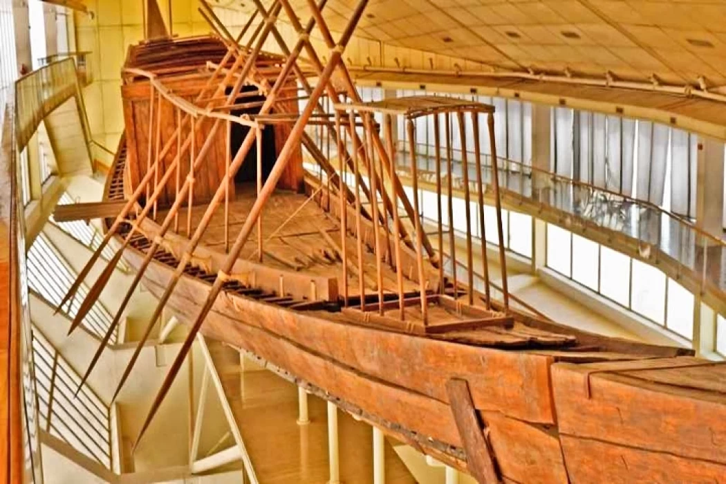 Музей солнечных лодок в Египте
