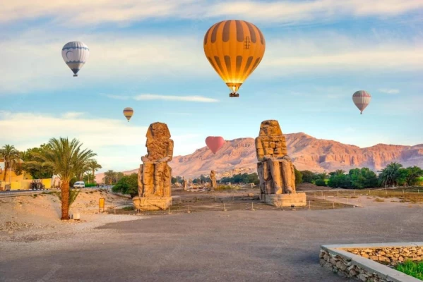 2-Day Tour to Luxor from Safaga Port with Hot Air Balloon