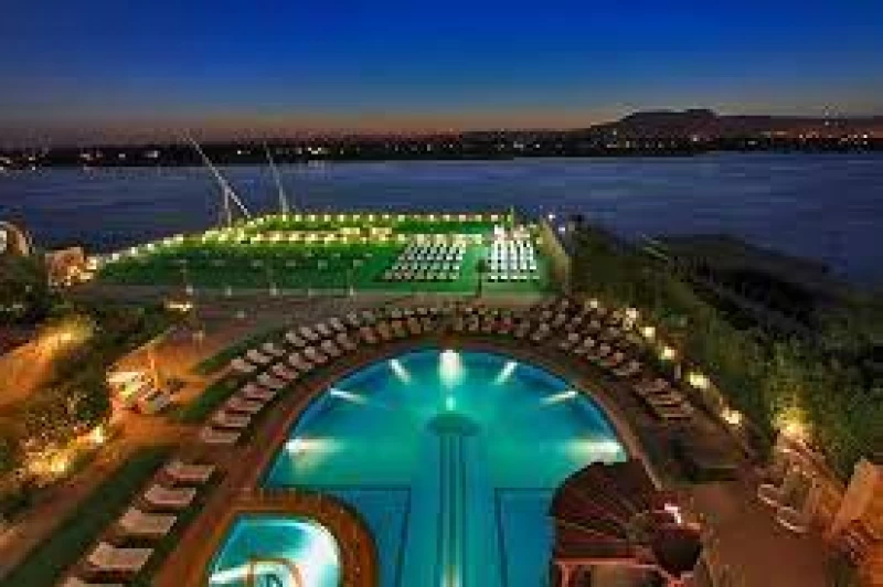 Information about Luxor Hotels