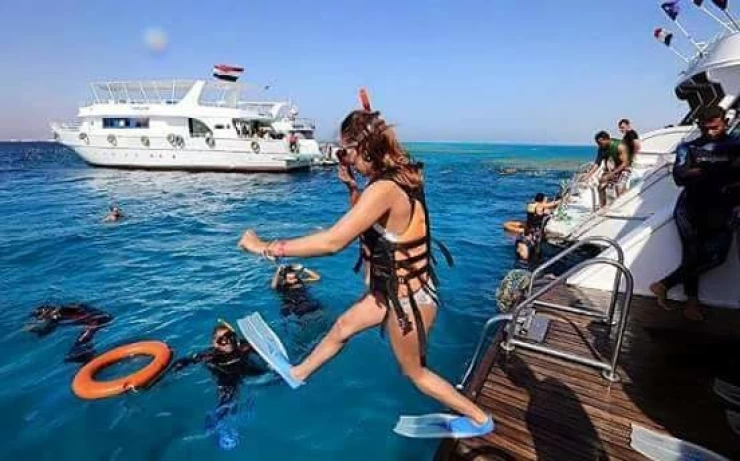 Tiran Island Snorkeling Trip from Sharm El Sheikh | Tours in Sharm El Sheikh