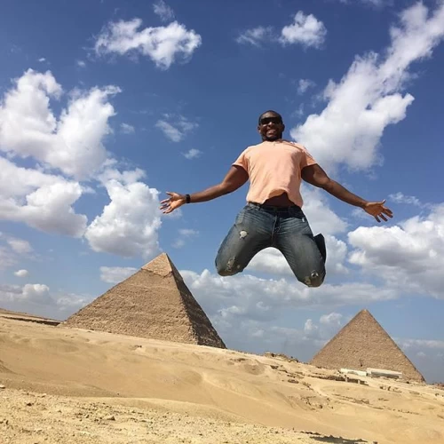 Visite des pyramides de Gizeh avec promenade à dos de chameau au départ d'Alexandrie
