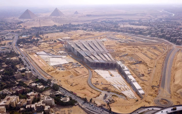 Grand Egyptian Museum and Pyramids Tour from Cairo Airport