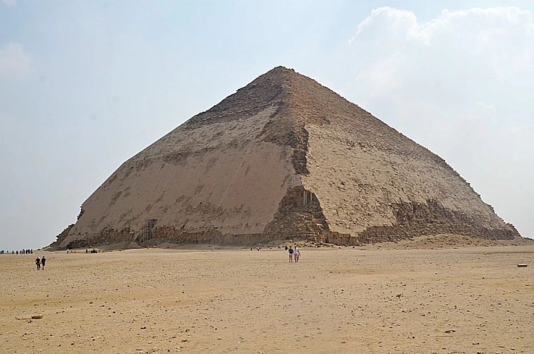 Sito archeologico di Dahshur | Piramide di Amenemhet III