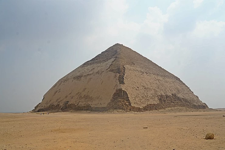 Tour to Giza Pyramids, Dahshur and Meidum Pyramid