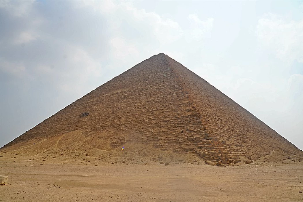 The Red Pyramid in Dahshur | King Snefru Pyramid