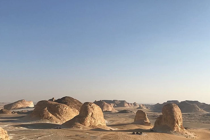 El Gilf El Kebir, Bahariya Oasis, and White Desert Tour Package