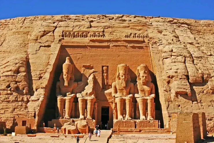 Aswan to Luxor Cruise with Abu Simbel Tour