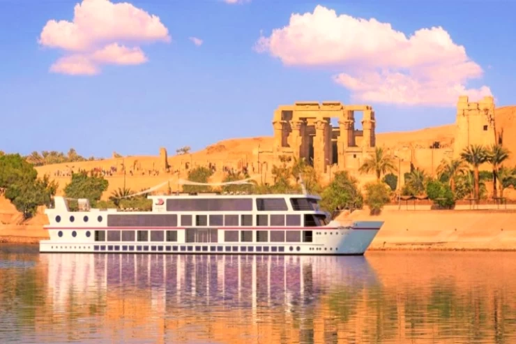 13 Days Cairo, Nile cruise, Fayoum, and oasis Xmas package