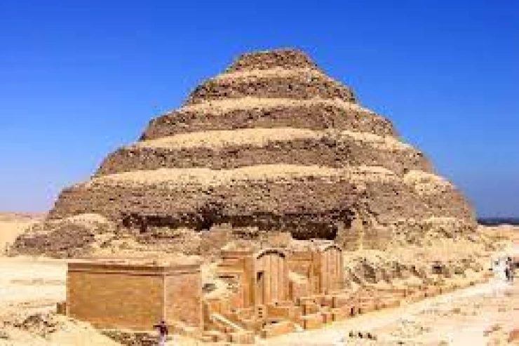 Экскурсия по пирамидам Гизы, Мемфису и Саккаре с посещением института папируса