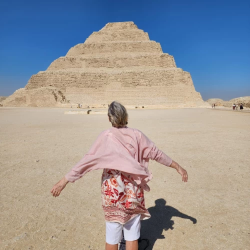voyage économique aux Pyramides de Gizeh, au NMEC, et promenade en felouque