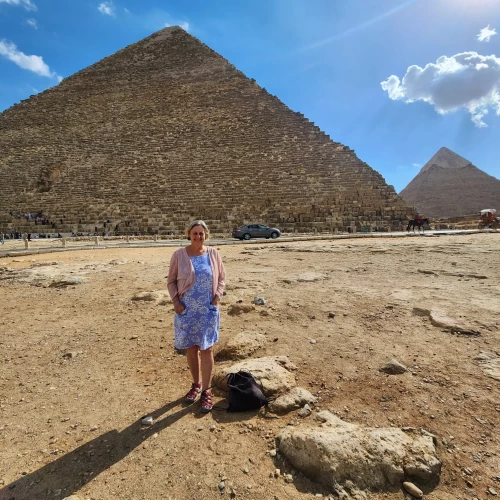 Visite des pyramides de Dahchour et promenade en felouque depuis le port de Sokhna