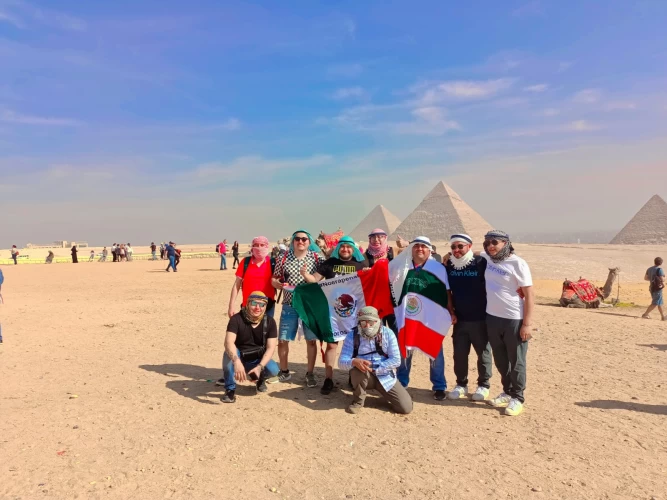 Tour di un'intera giornata alle piramidi di Dahshour e giro in feluca